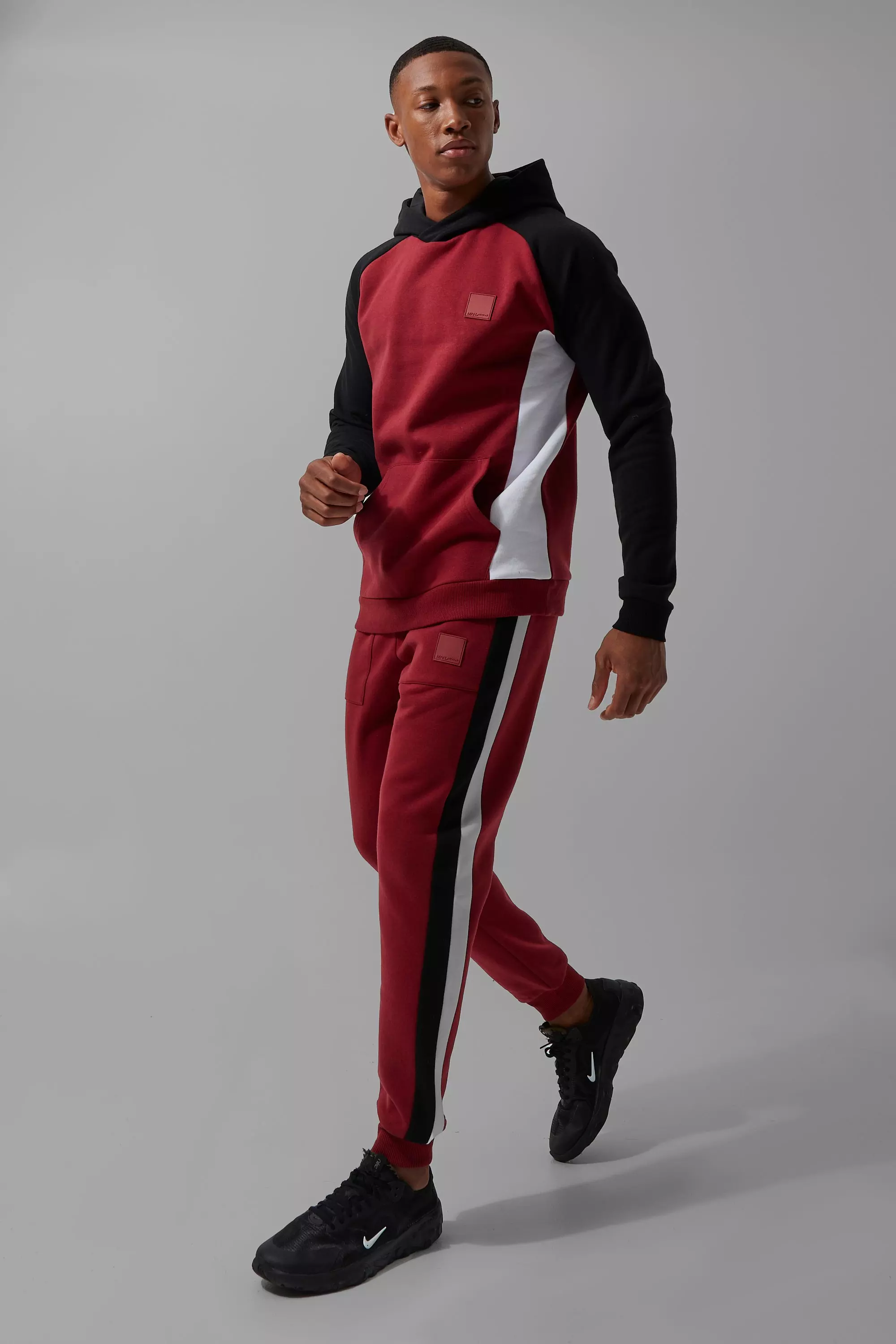 Dark store red tracksuit